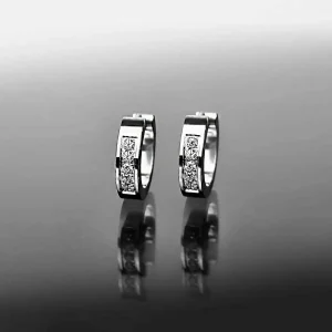 Elegantní kruhové náušnice z chirurgické oceli zdobené zirkony. Průměr 1,4 cm. model č. 1579