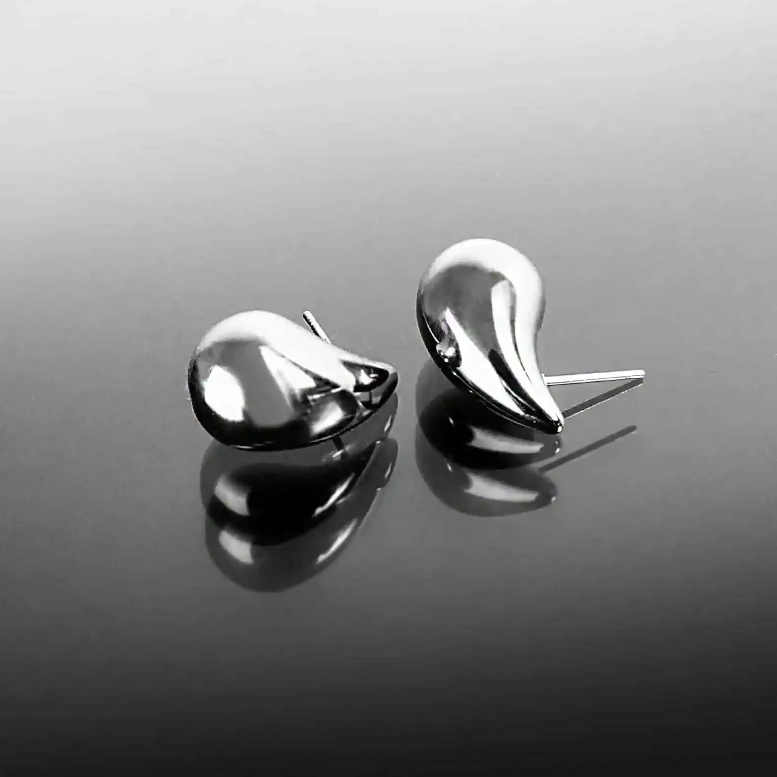 Náušnice Kapky elegance 2 cm z nerezové oceli č. 1563 - Image 2